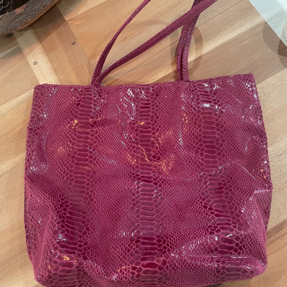 Chic Pink Plum authentic Snake skin Tote Bag with Glossy Finish